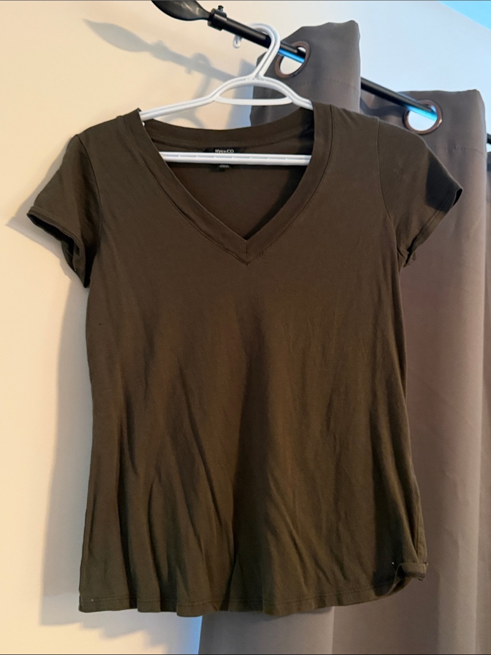 5/$25 RW&CO. Olive Green V-Neck Short Sleeve Tee